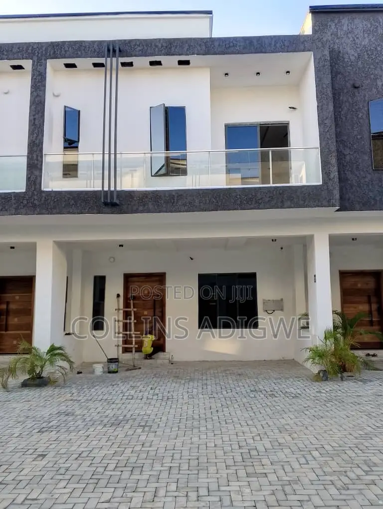 4bdrm Duplex in Harris Drive Vgc for sale