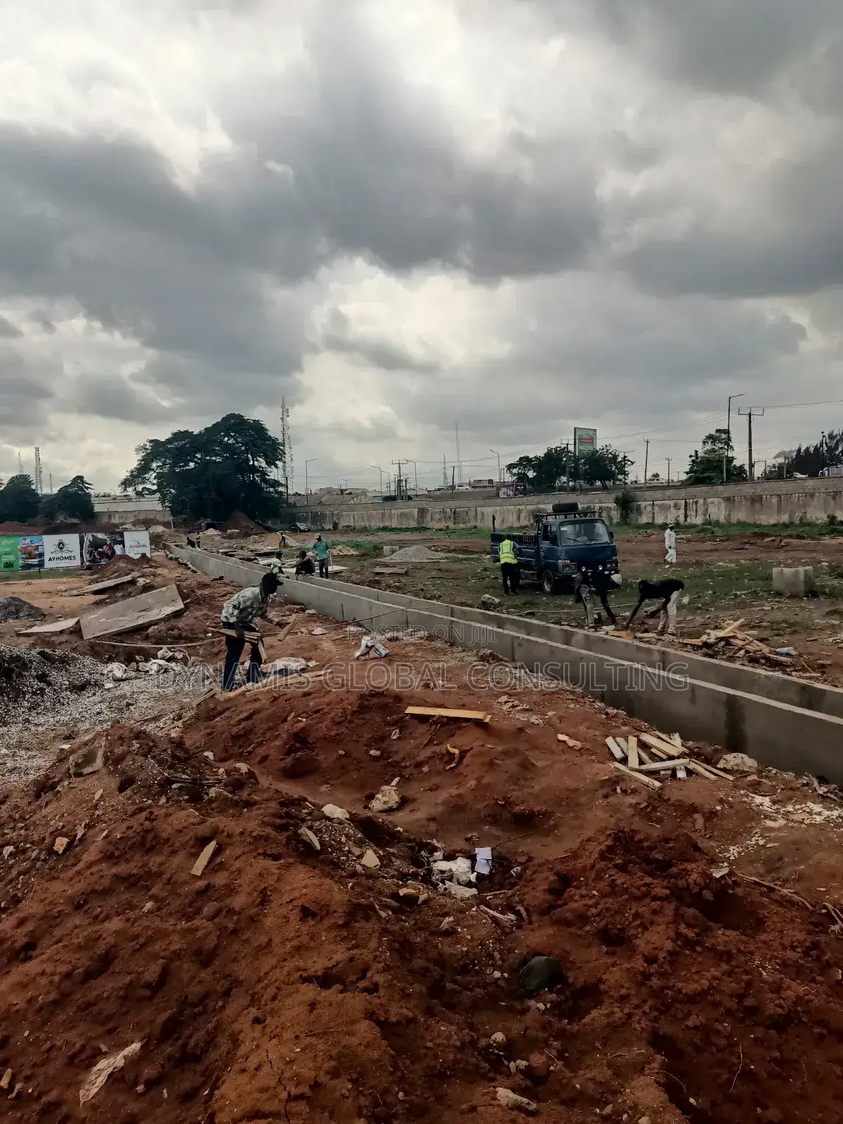 500sqm of Land in Omole Phase2 With Governor's Consent