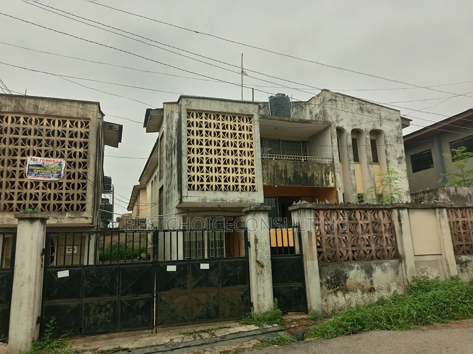 4bdrm Block of Flats in Ring Road, Ibadan for sale