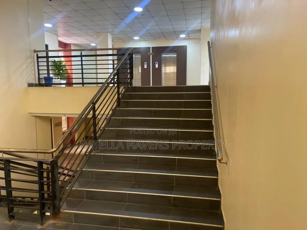 Fully Serviced Office Suite With 2 Ac and and Toilet