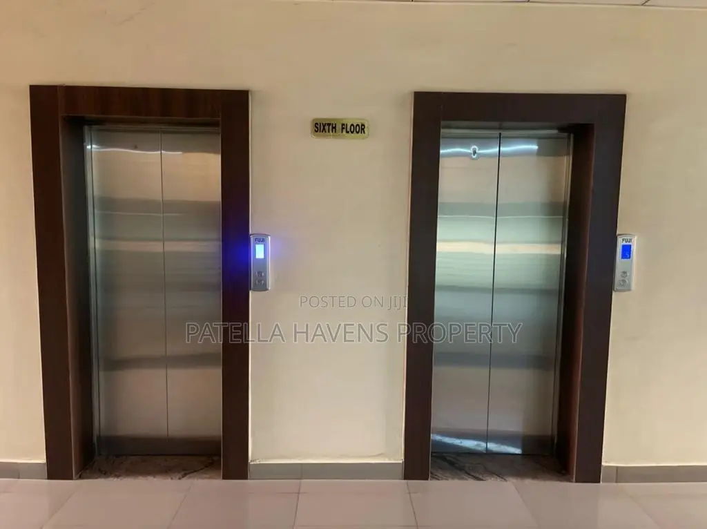 Fully Serviced Office Suite With 2 Ac and and Toilet