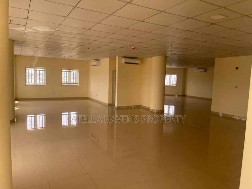 Fully Serviced Office Suite With 2 Ac and and Toilet