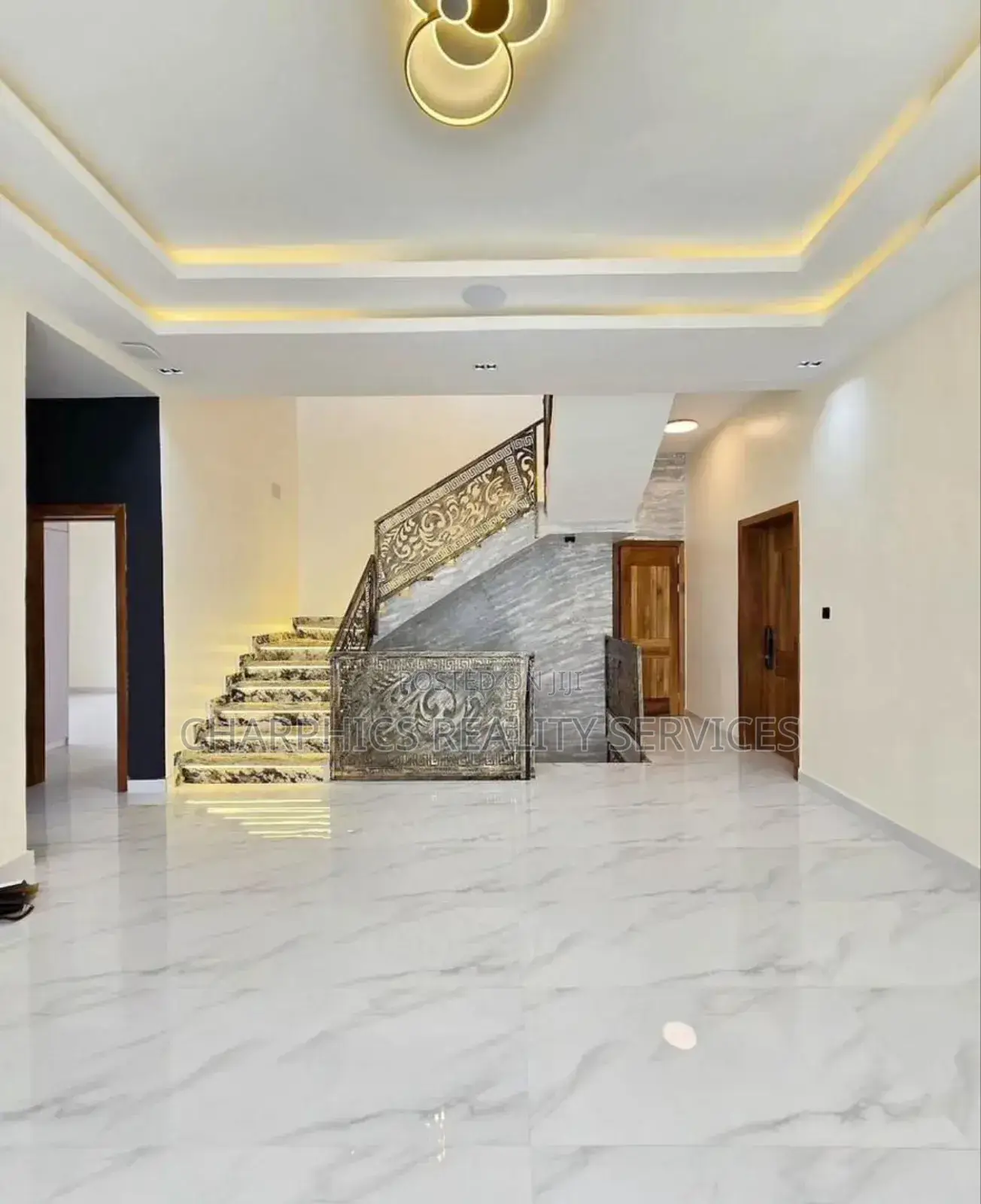 5bdrm Duplex in Lekki for sale
