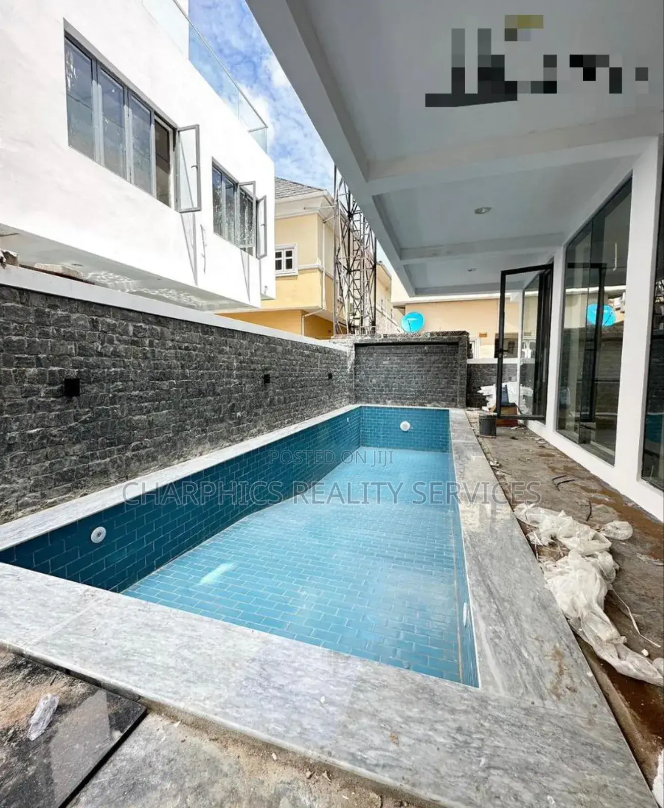 5bdrm Duplex in Lekki for sale