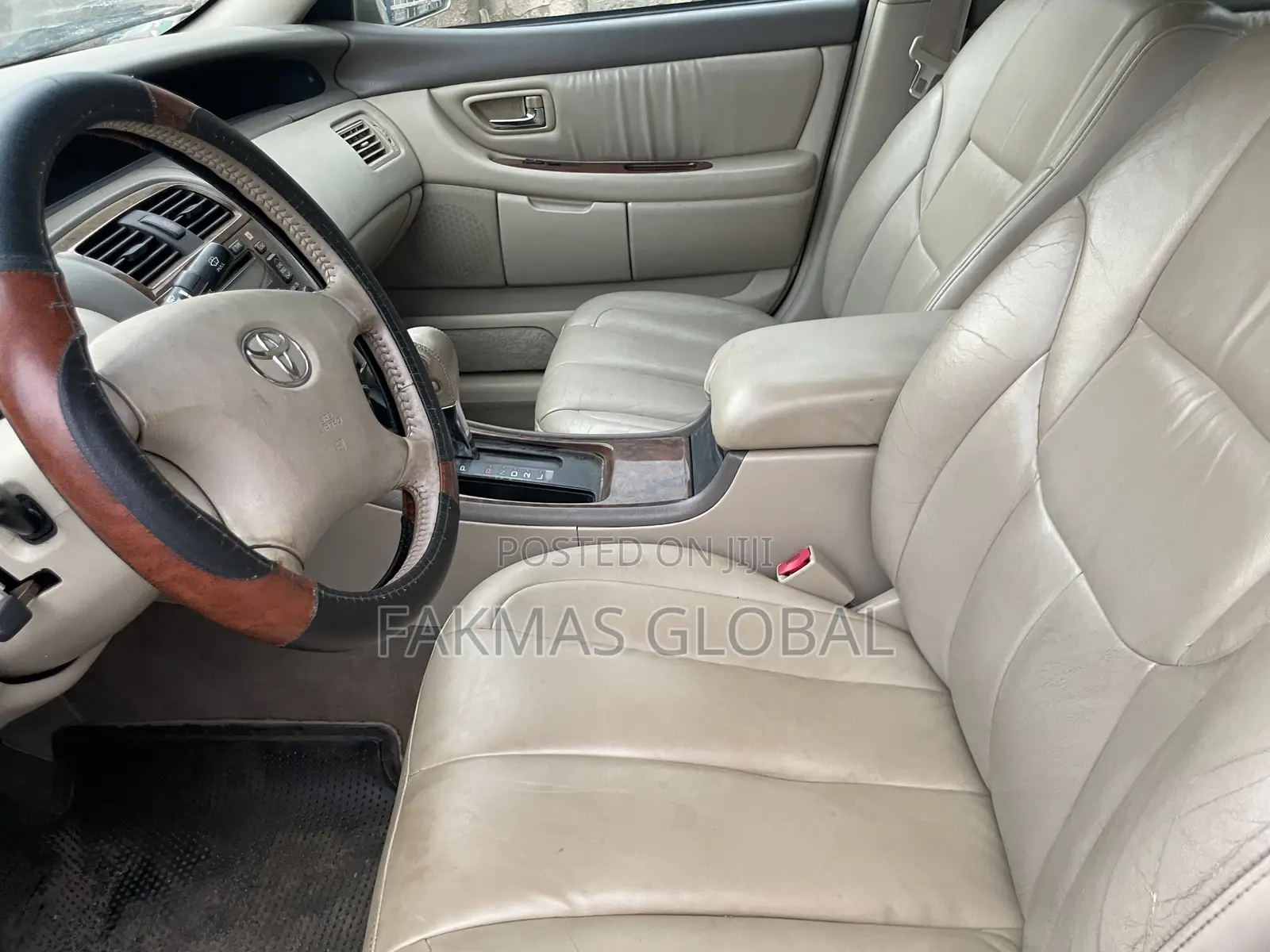 Toyota Avalon 2002 Gold