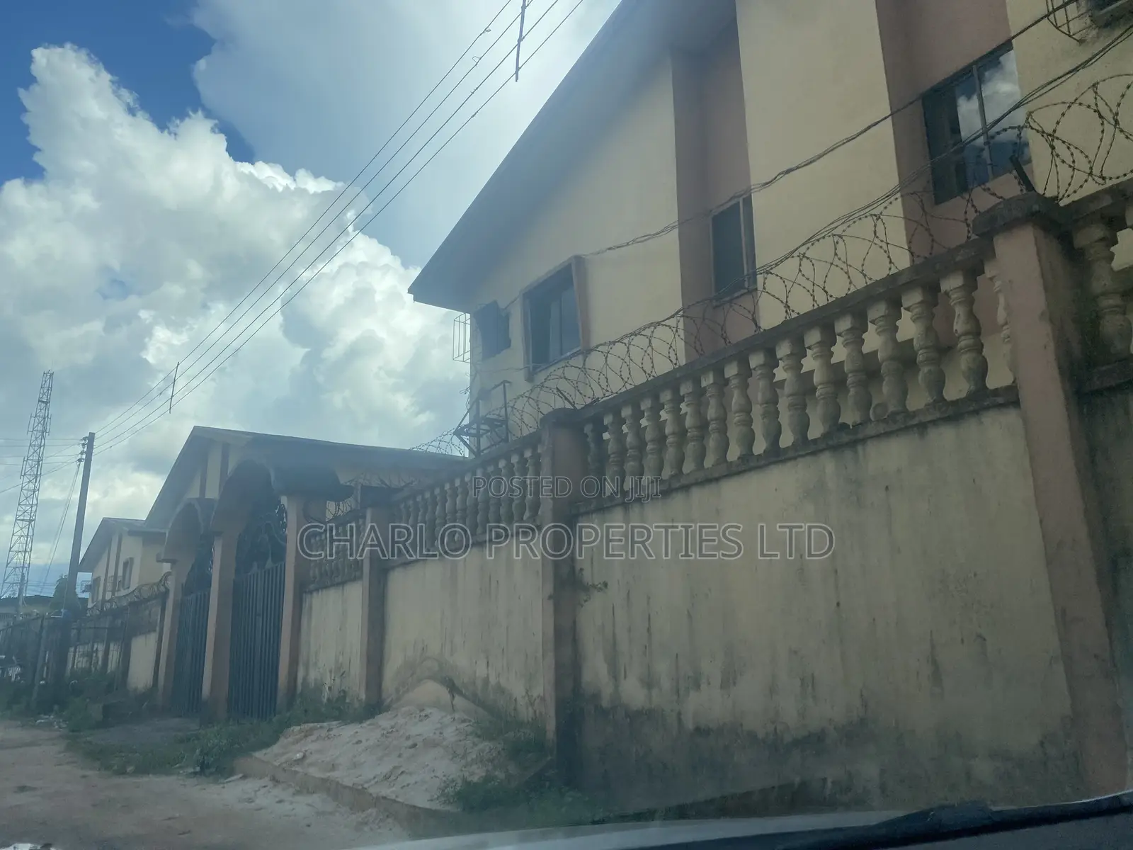 Furnished 20bdrm Block of Flats in Benin City for sale