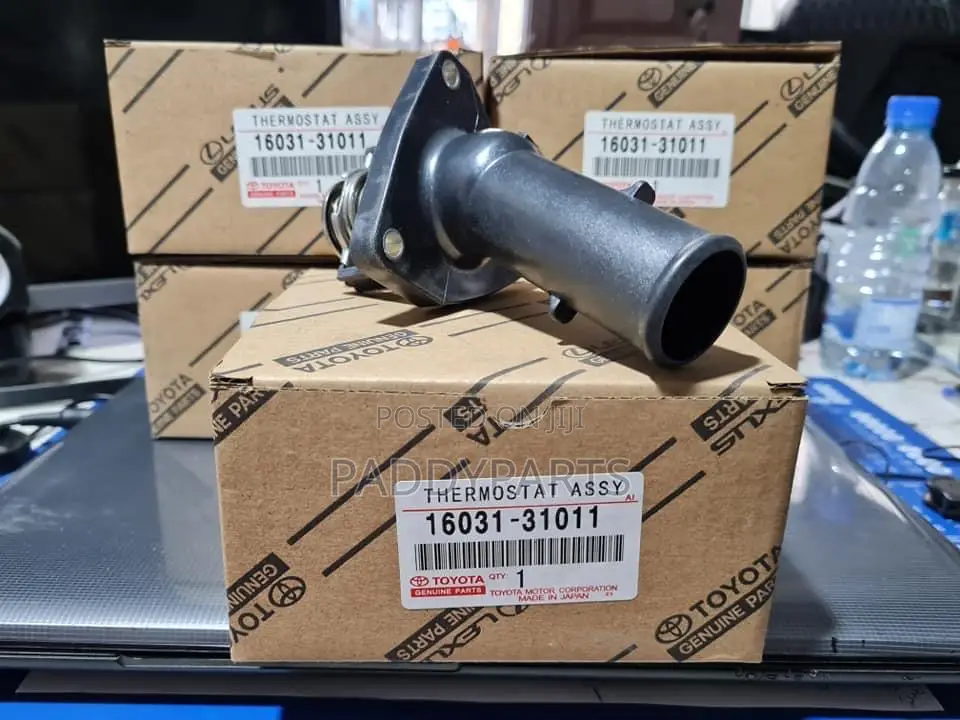 Toyota FJ Cruiser Engine Thermostat
