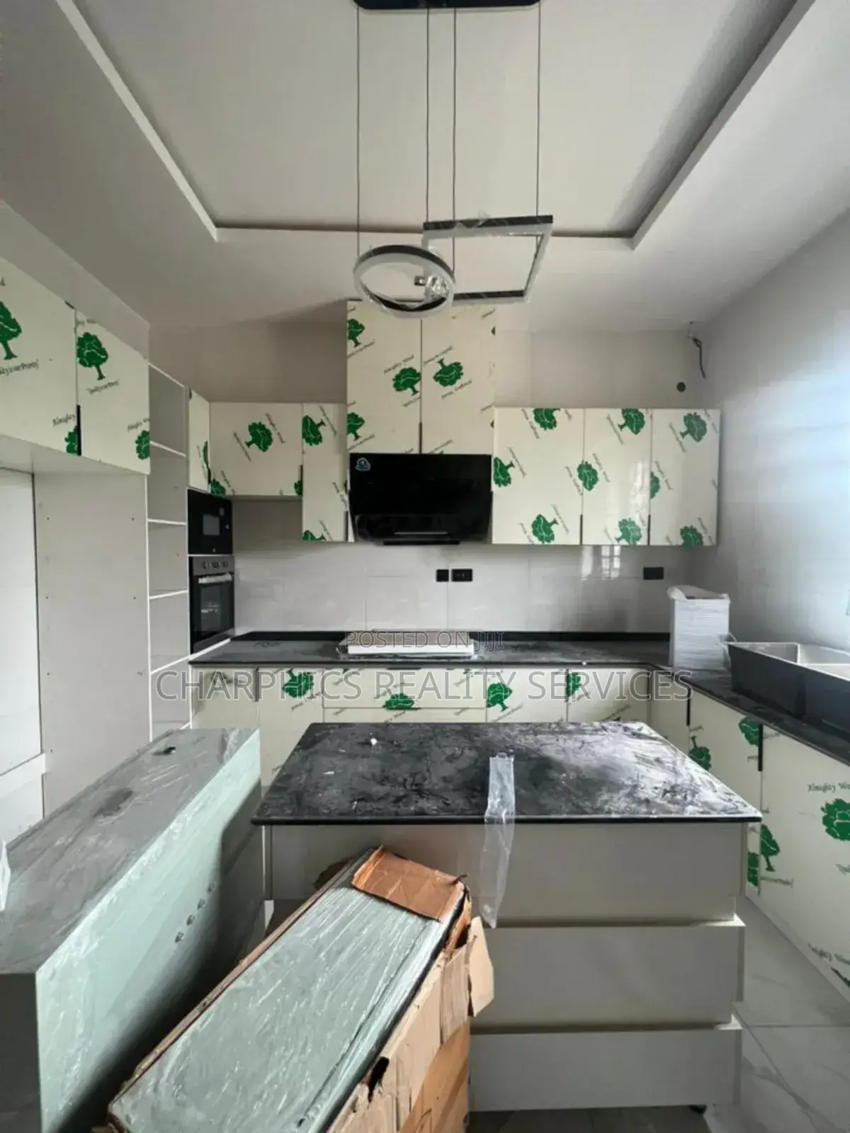 5bdrm Duplex in Lekki for sale