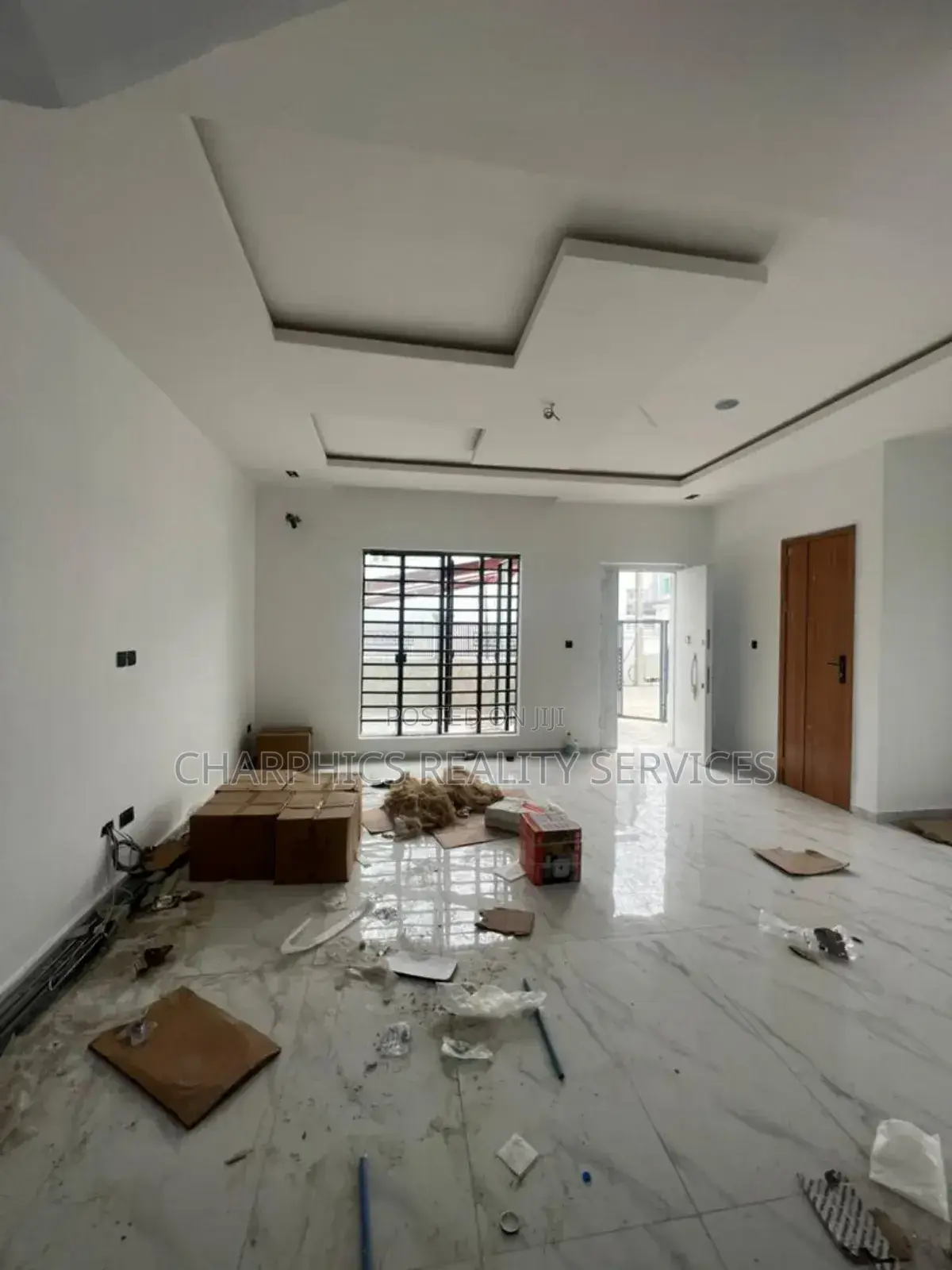 5bdrm Duplex in Lekki for sale