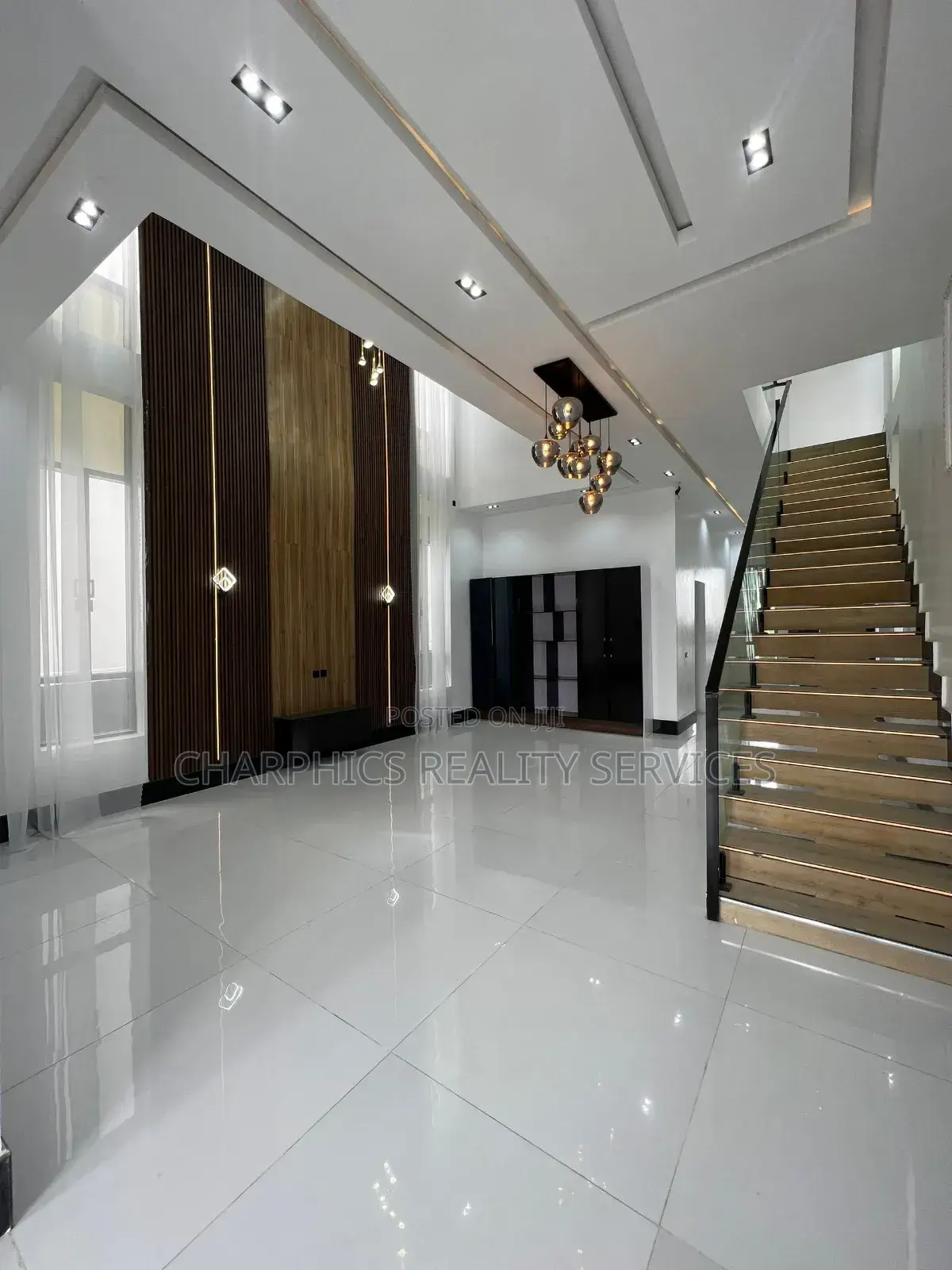 5bdrm Duplex in Ajah for sale