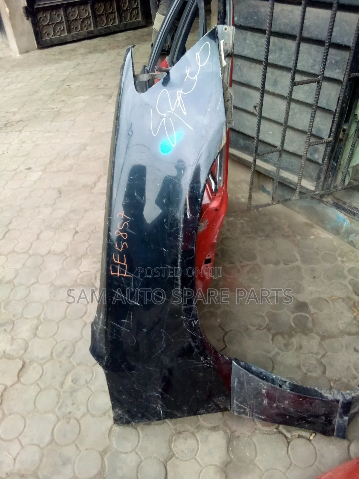Lexus RX 300 Fender Right Side Neat One