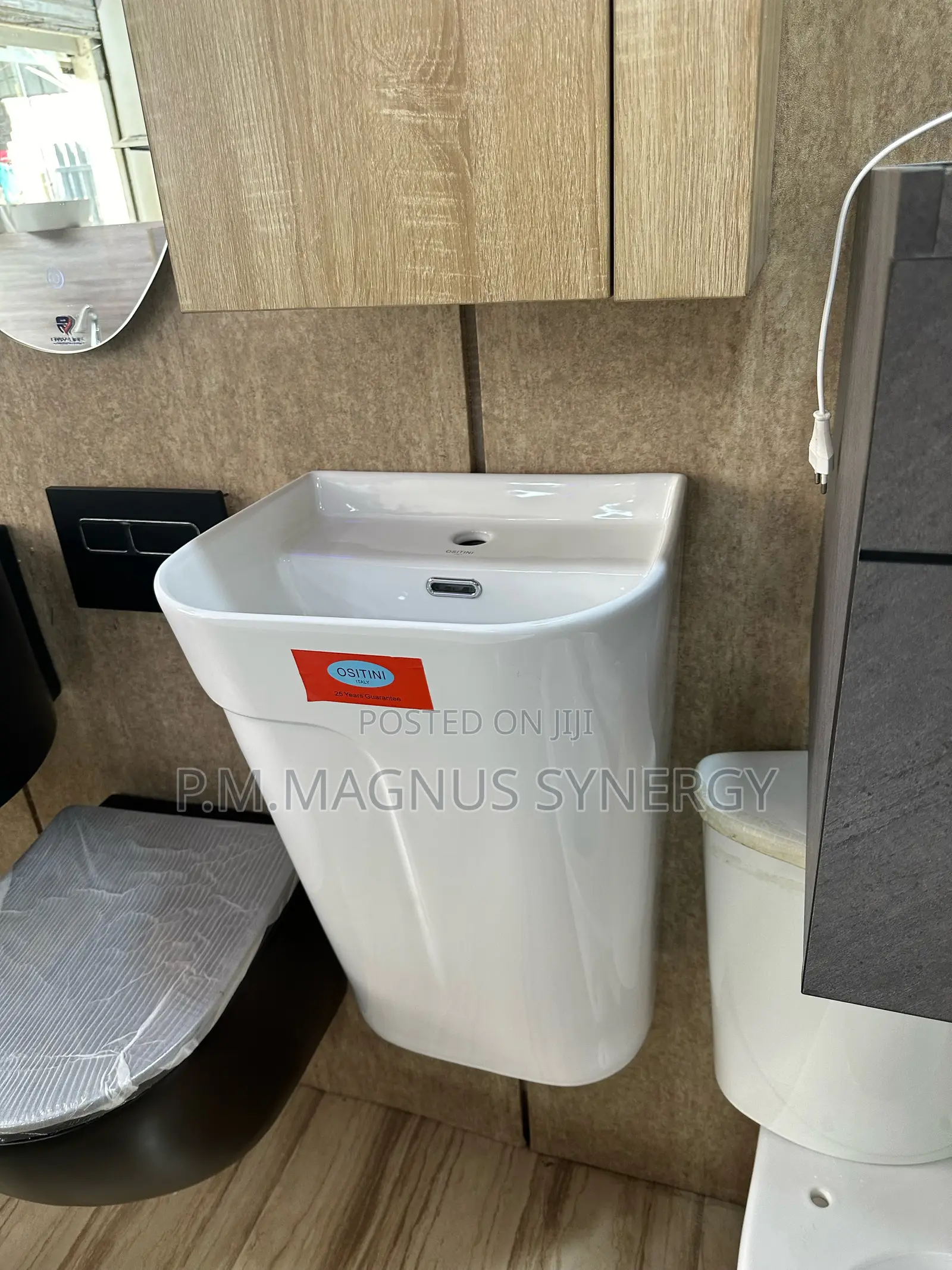 England Standard Hanging Basin