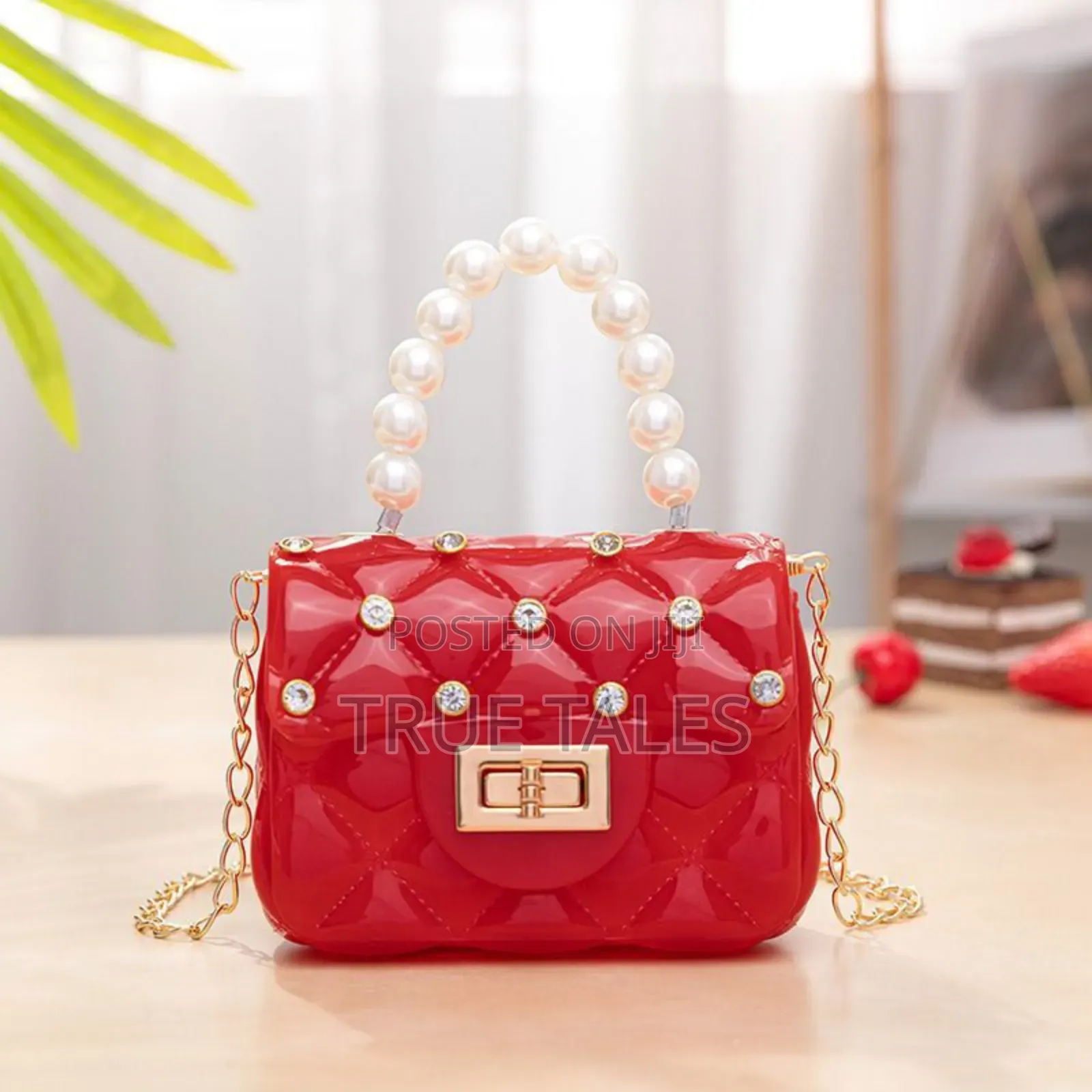 Girl's Stone Embellished Hand Bag With Chain Beaded Straps