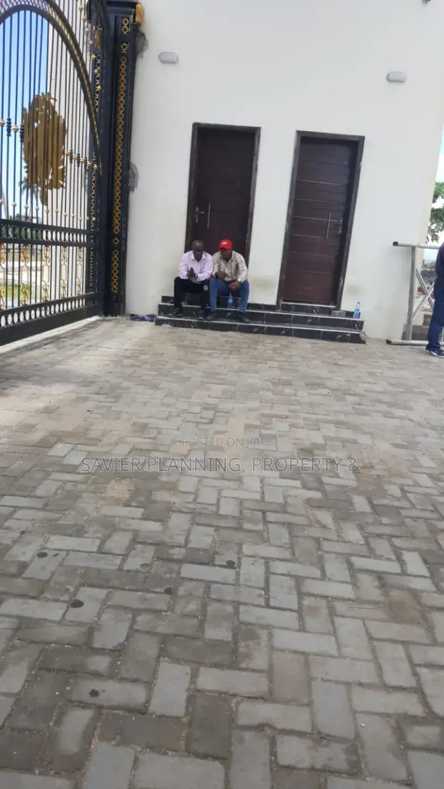 Adron Emirate Park And Gardens, Badagry