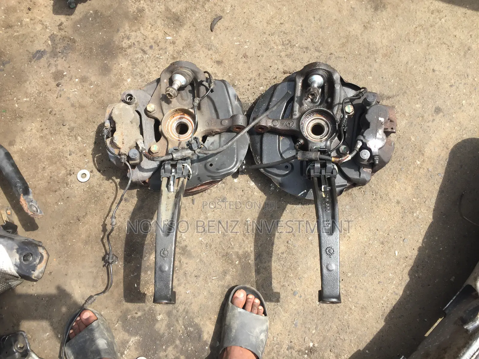 Set of Complete Front Hubs Ml350(164) 2006-2011