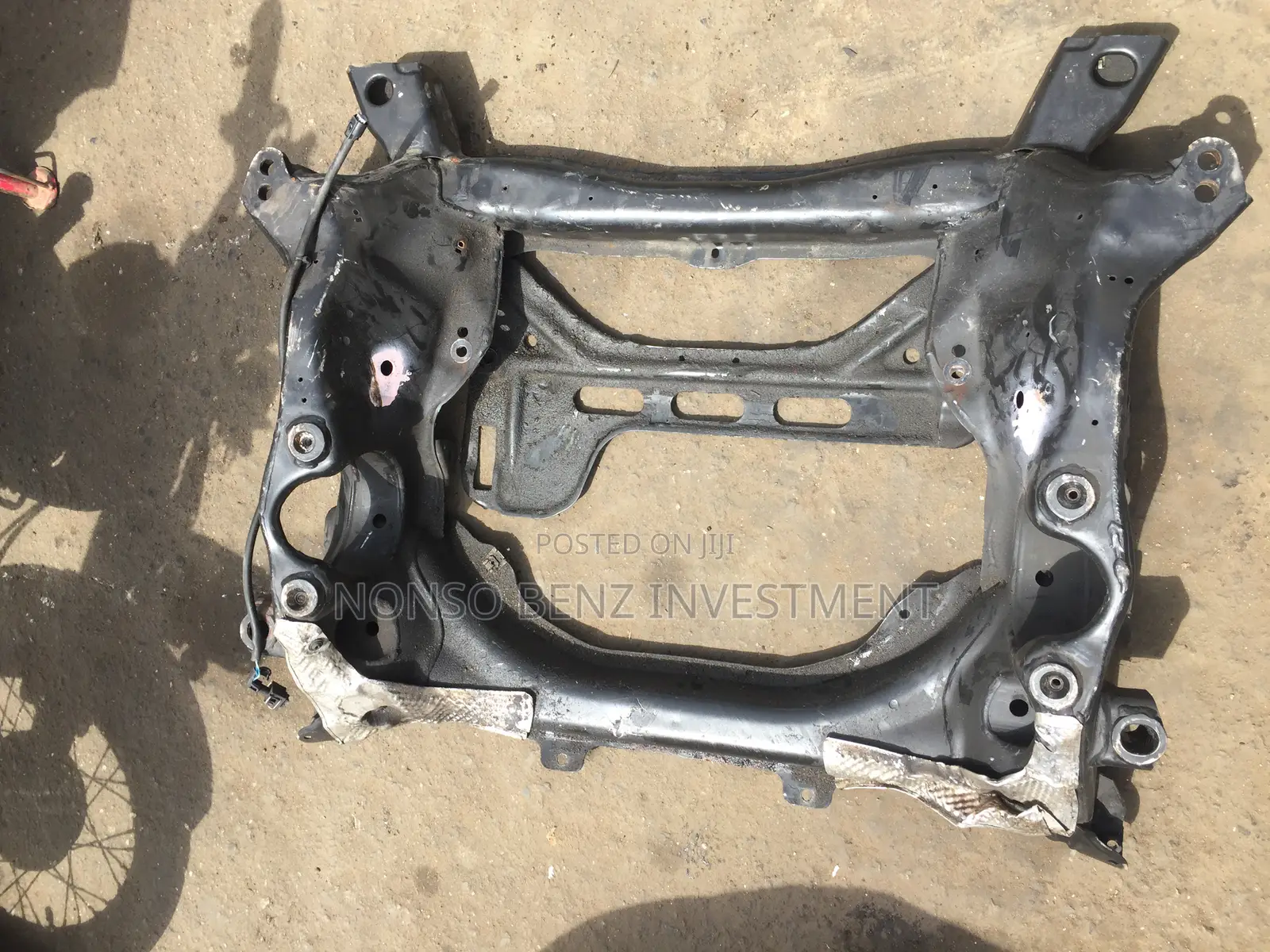 Engine Beam C300(204)