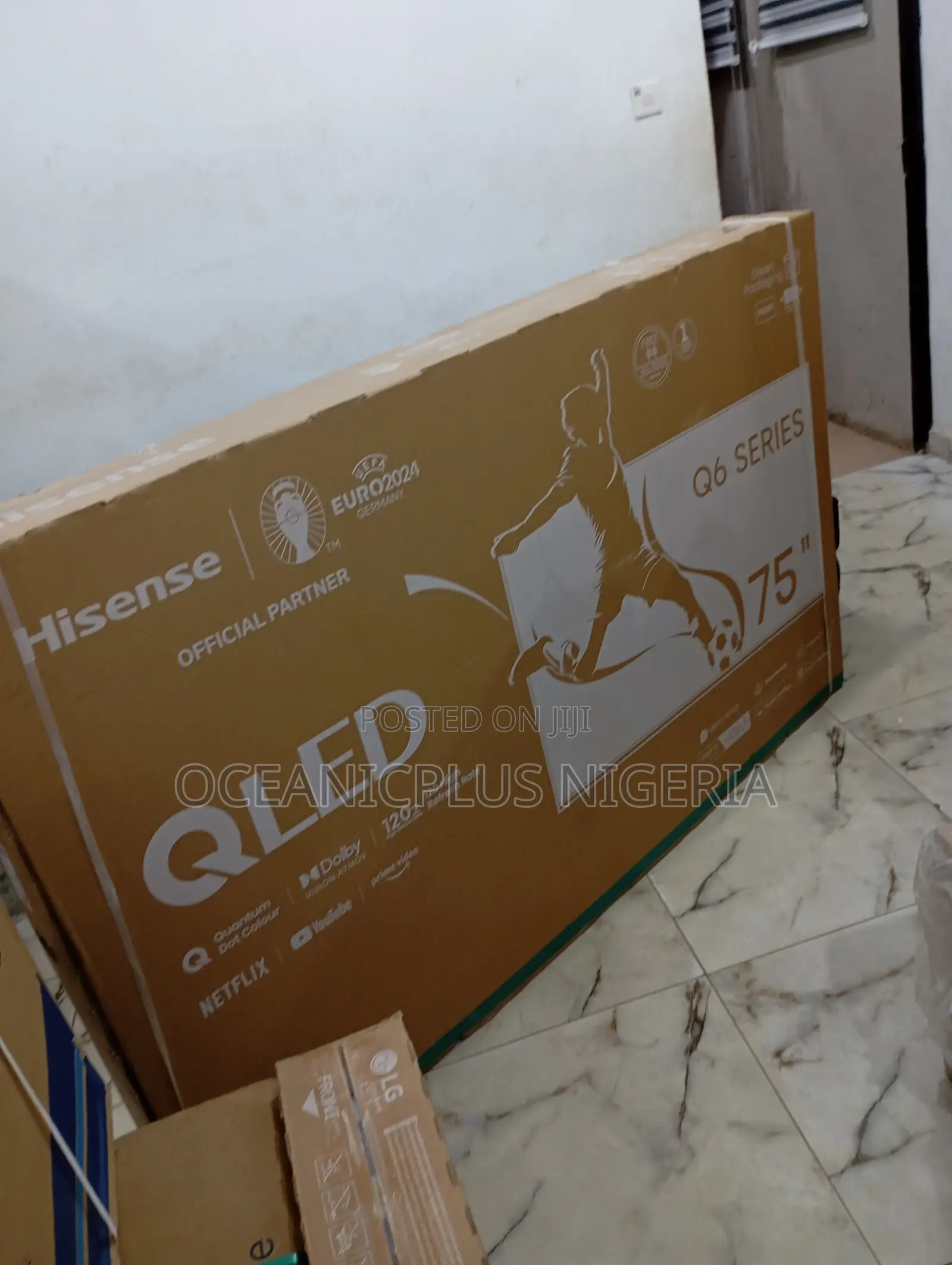Standard 75inches Hisense Smart TV