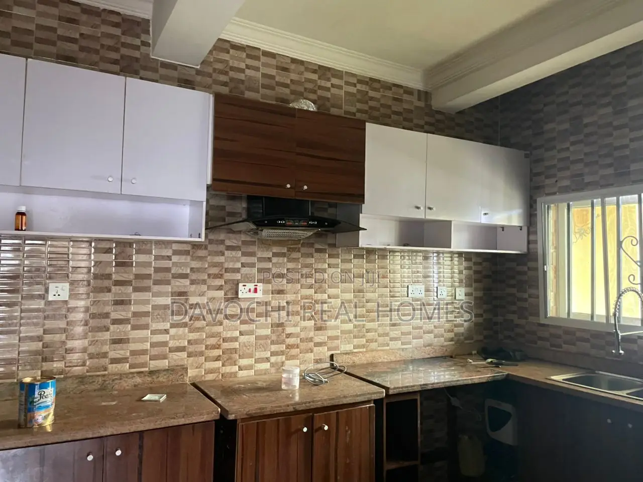 4bdrm Duplex in Lekki Expressway for rent