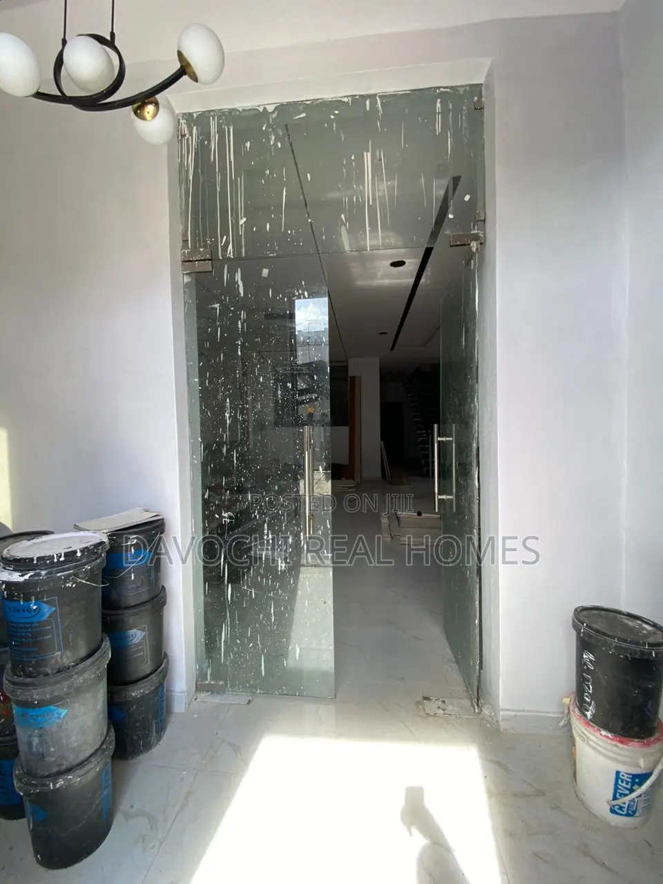 5bdrm Duplex in Lekki Phase 2 for sale