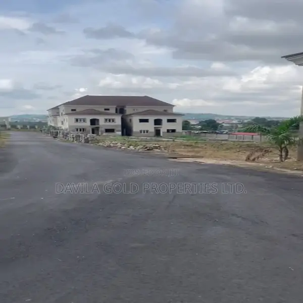 4bdrm Block of Flats in Estate For Sale!!, Karmo for sale