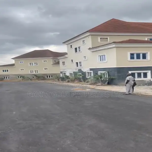 4bdrm Block of Flats in Estate For Sale!!, Karmo for sale