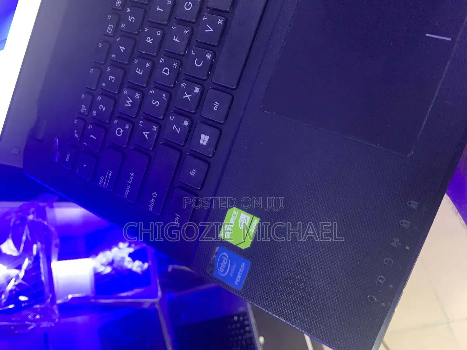 Laptop Asus F550CC 4GB Intel Pentium HDD 500GB