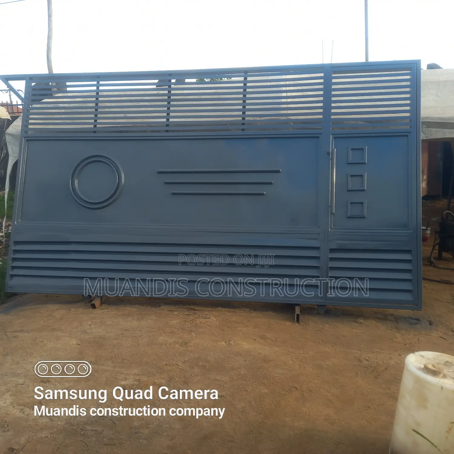 Dynamic Entrance Gate
