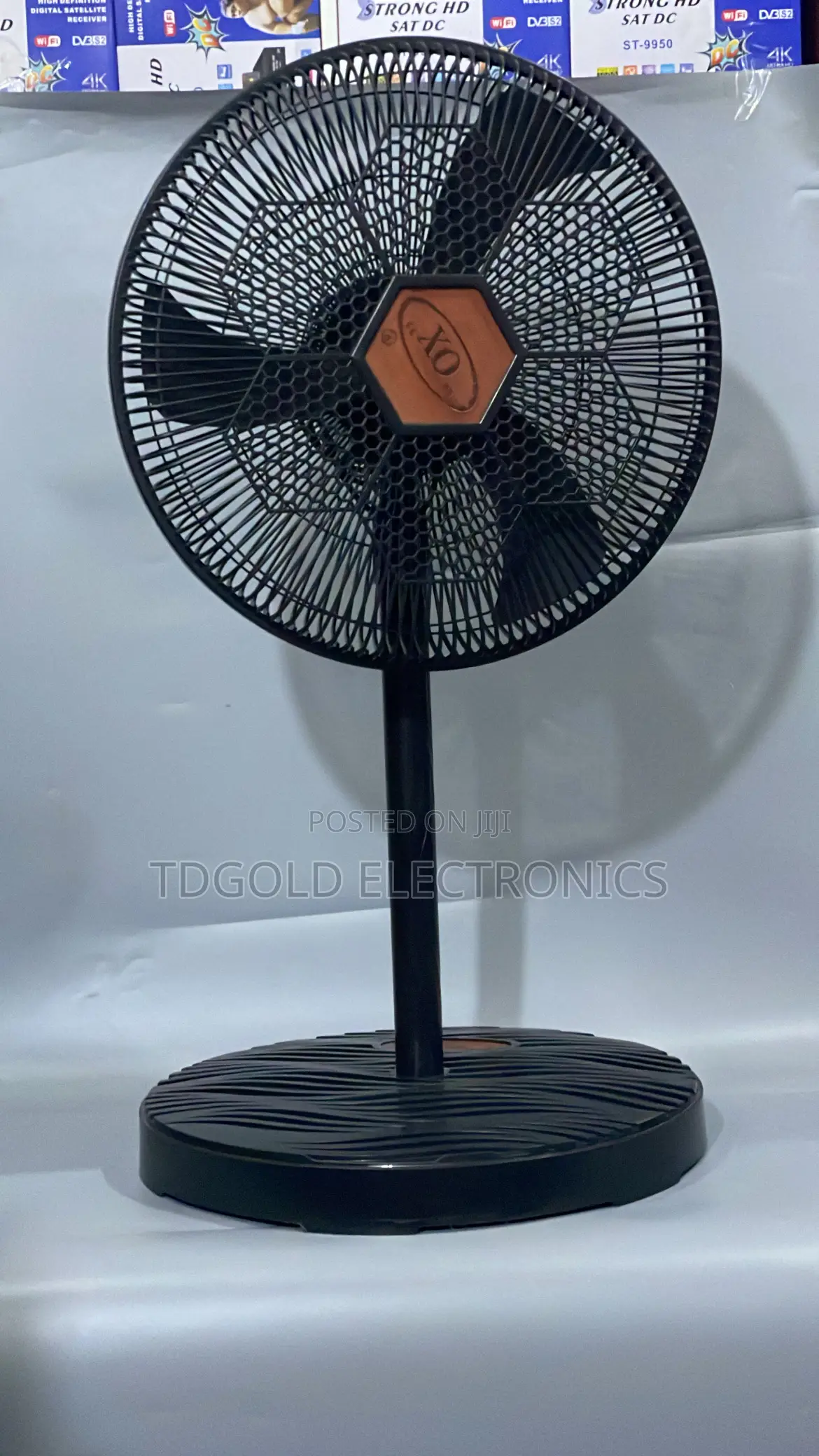 Ox 18 Standing Fan Hexa
