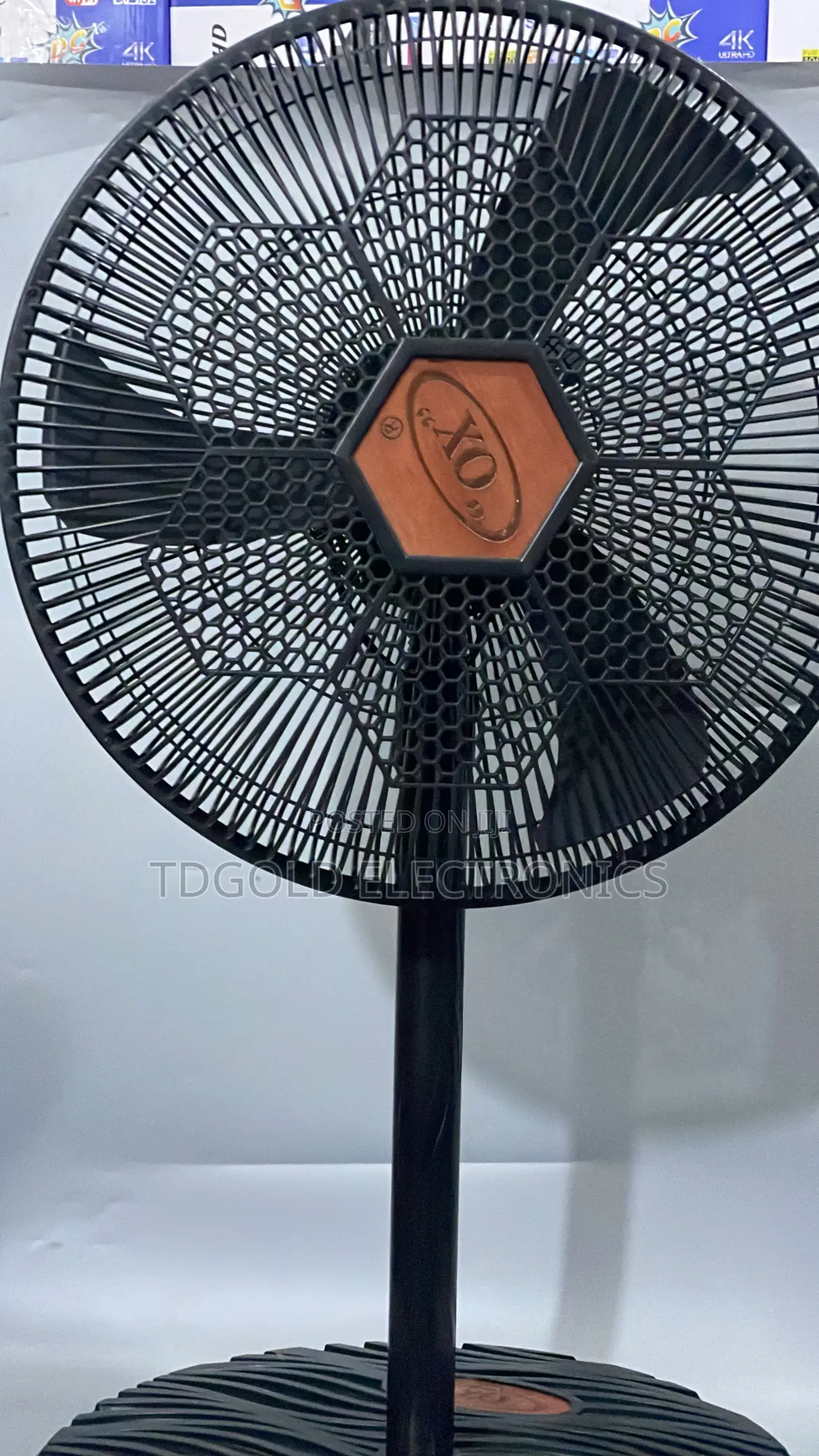 Ox 18 Standing Fan Hexa