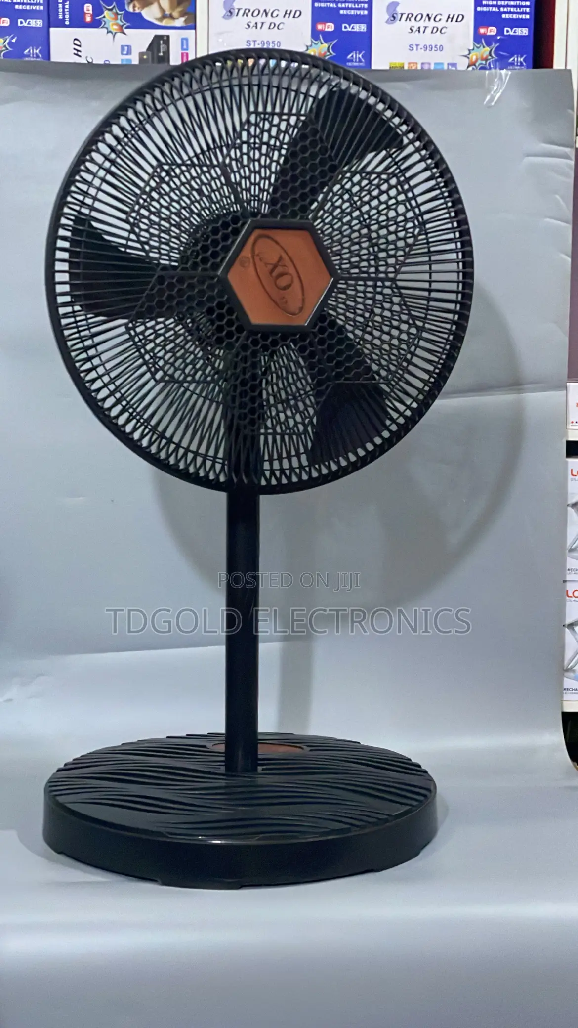 Ox 18 Standing Fan Hexa
