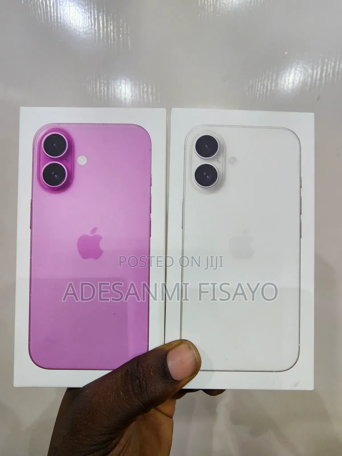New Apple iPhone 16 128 GB Silver