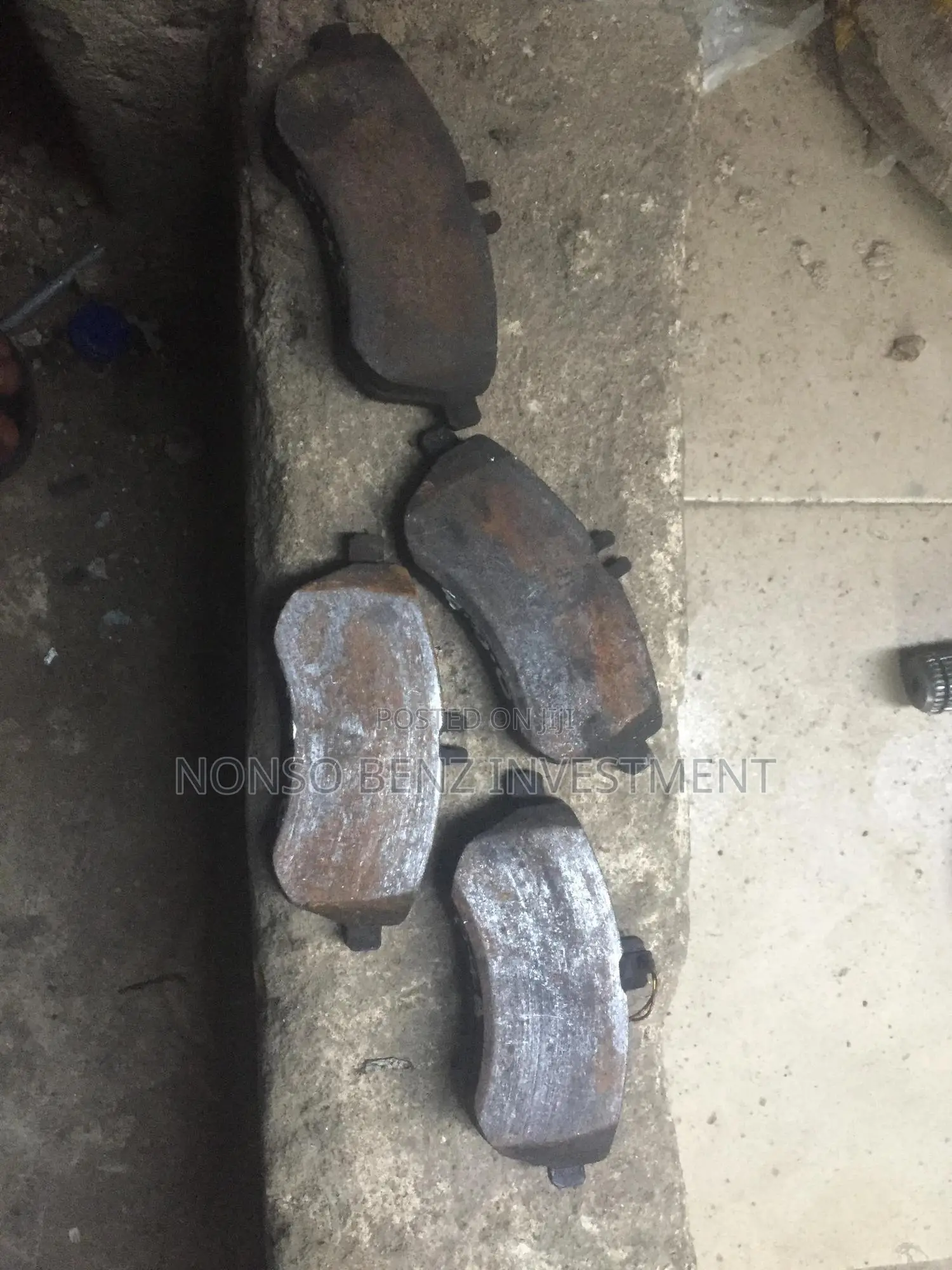 High Grade Tokunbo Front Brake Pads C300(204)