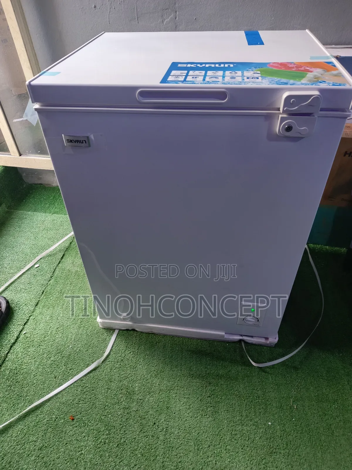 Skyrun Chest Freezer 150 Litres