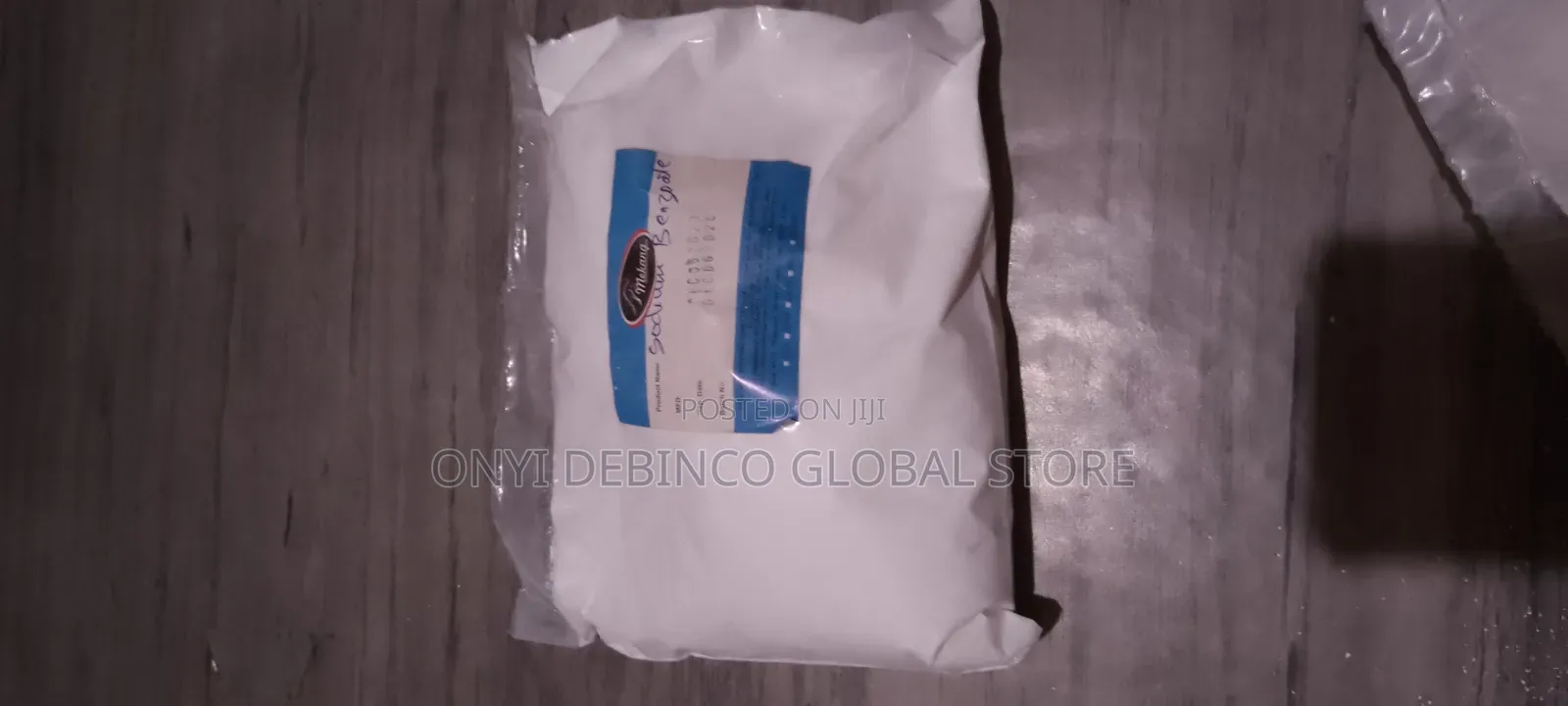 Powder Sodium Benzoate in Food and Cosmetics Industr 1kg