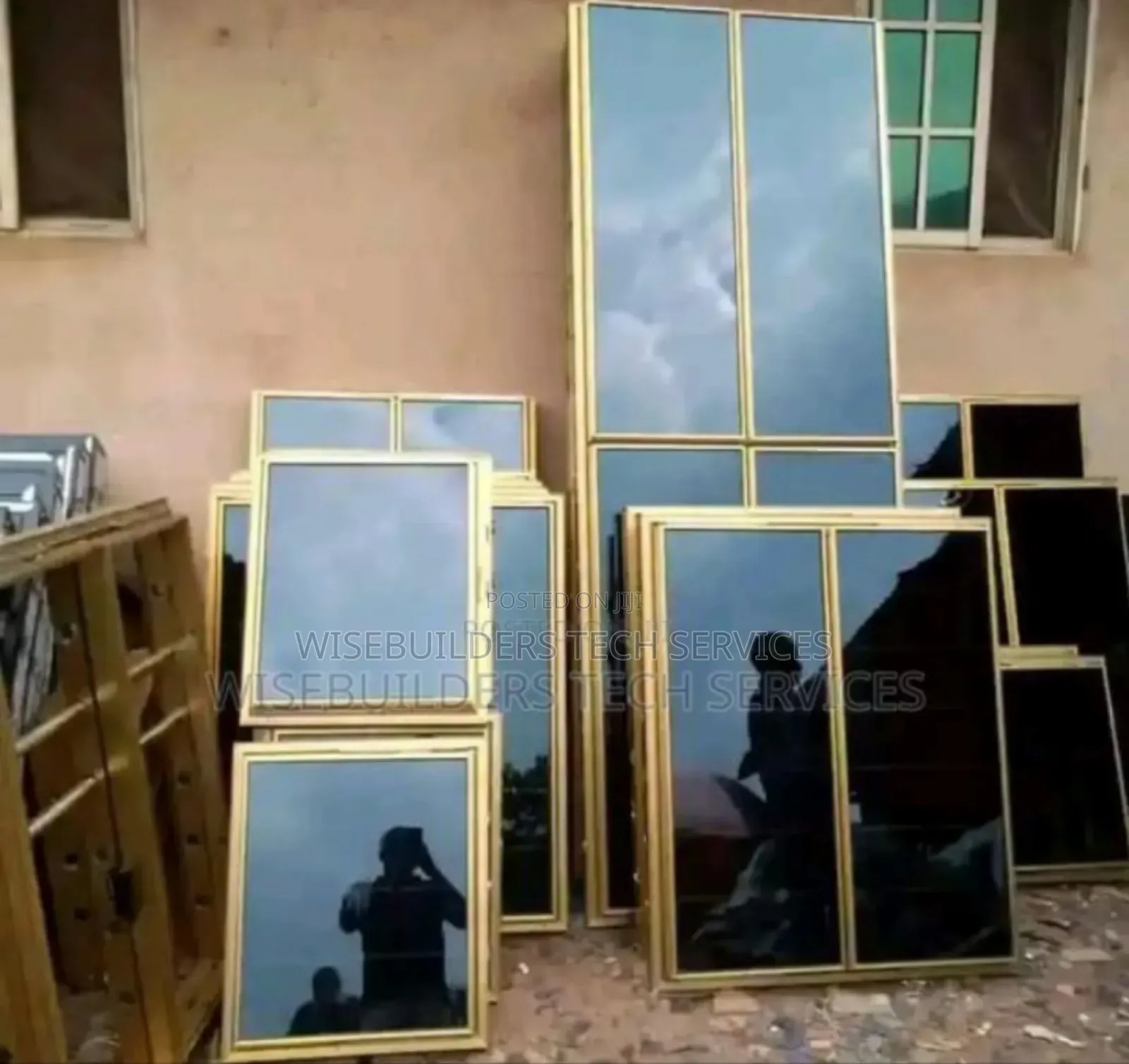 Frameless Window With Net and Burglary