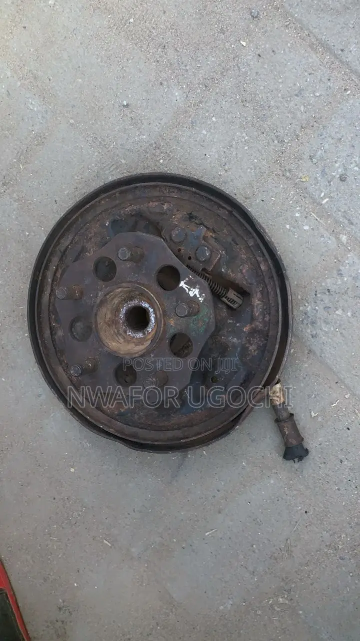 Hub Back Right 1998-2002 Honda CRV