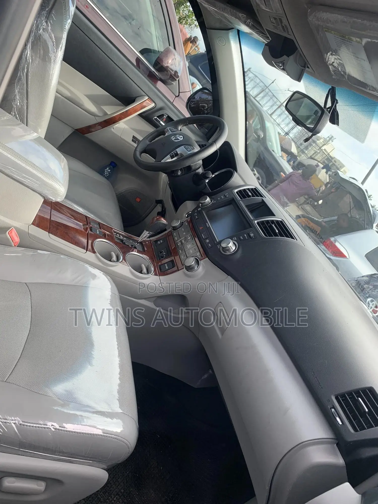 Toyota Highlander Limited 2012 Gray