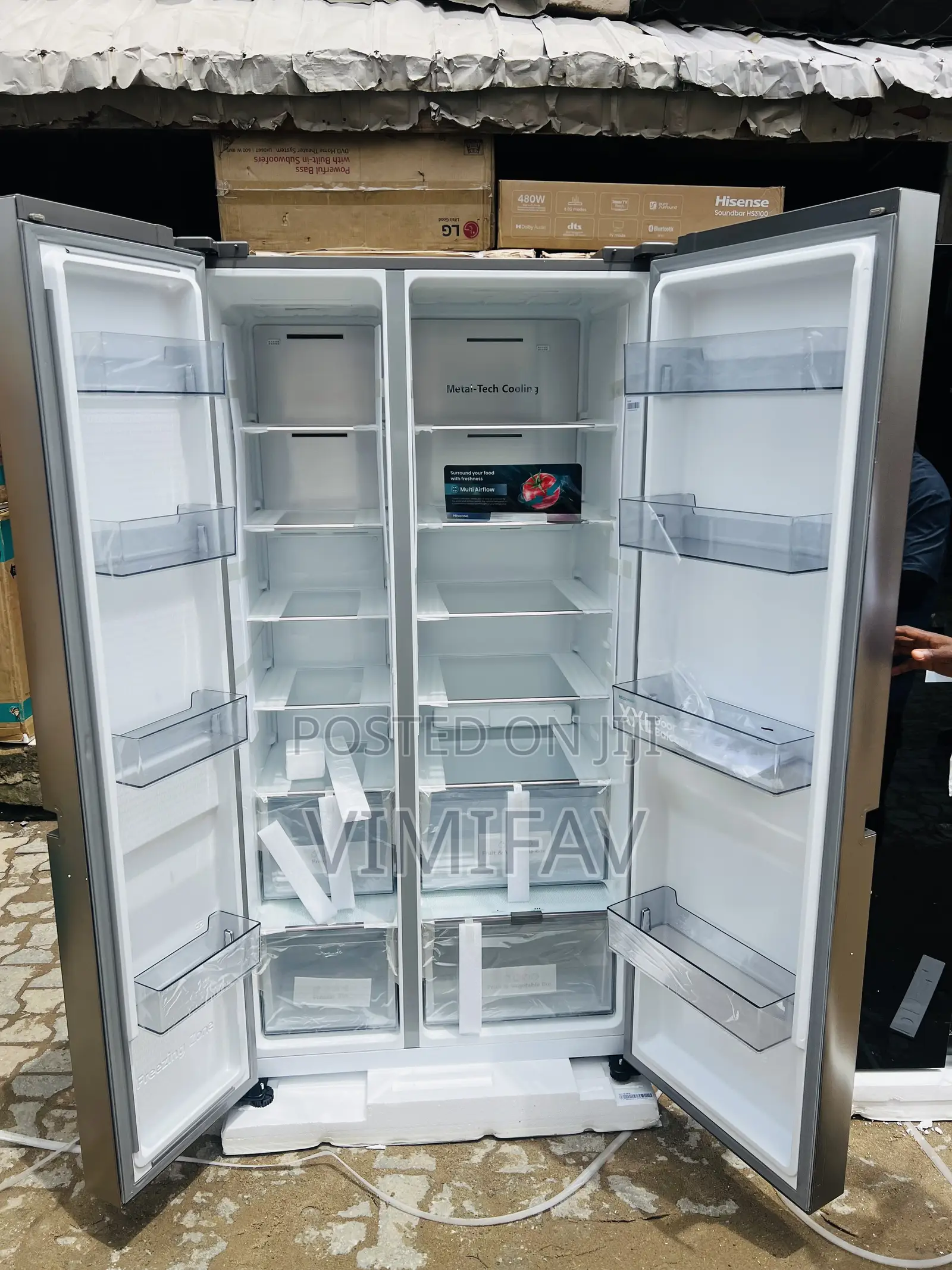 Hisense Side by Side 637lits Fridge With Wifi Rs-87ws