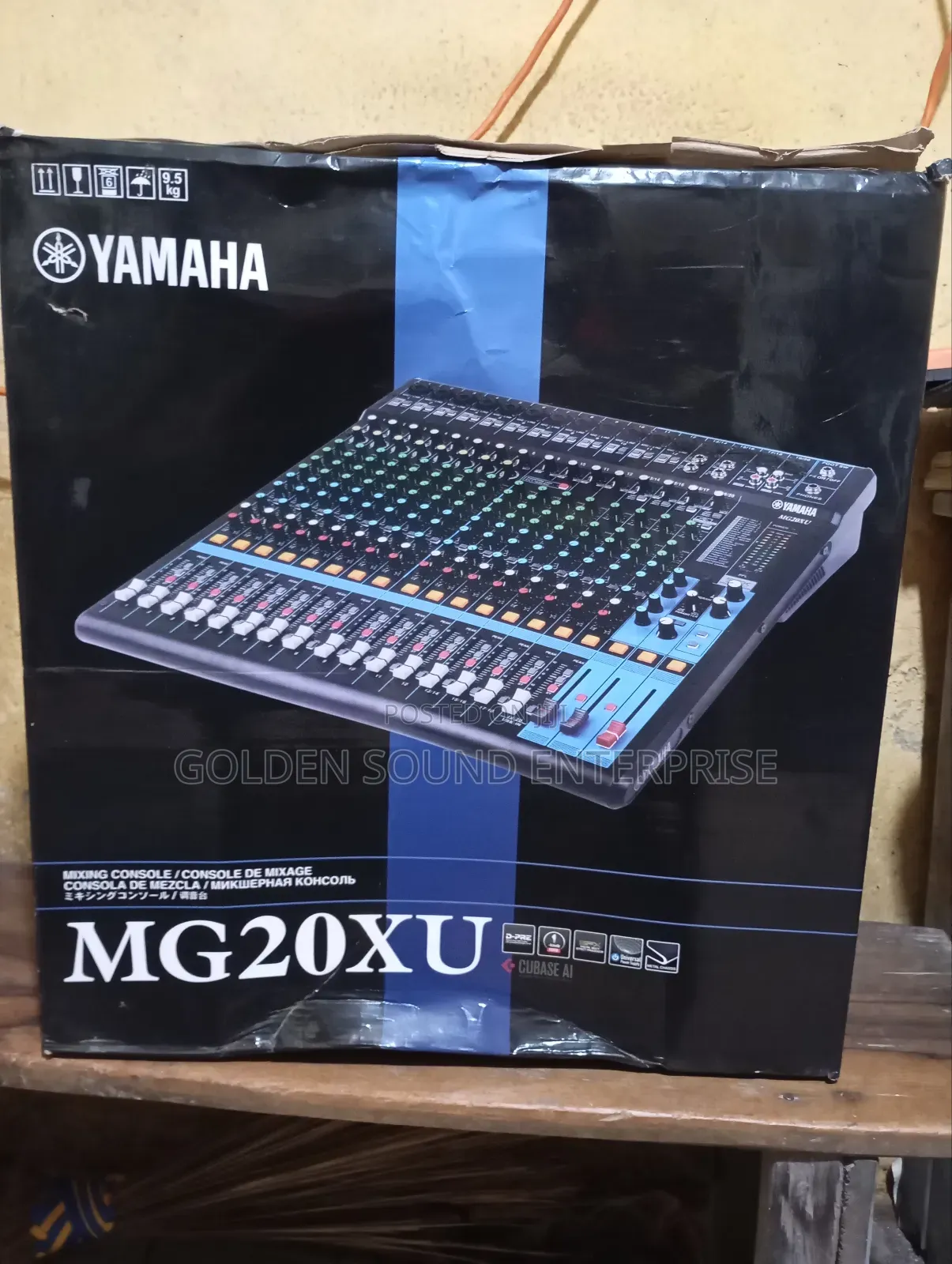 Yamaha Professional Console Mixer Mg20xu