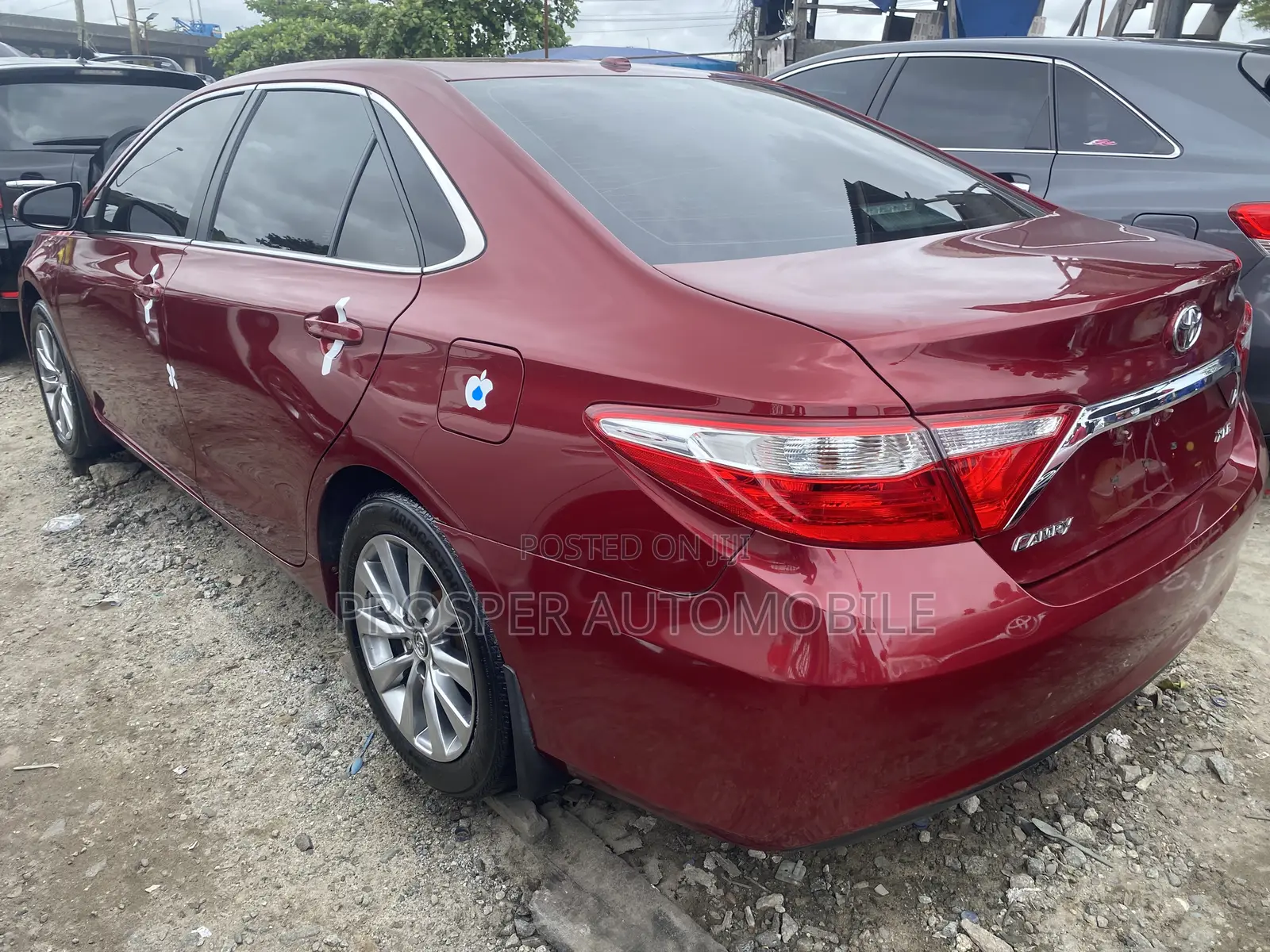 Toyota Camry 2016 Red