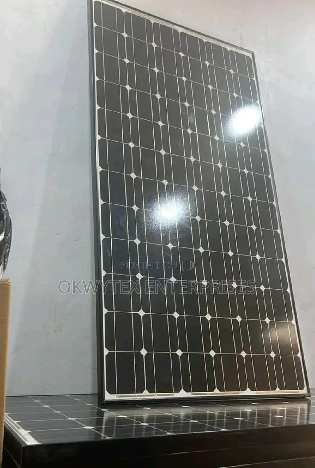 300watts Canadian Mono Solar Panel