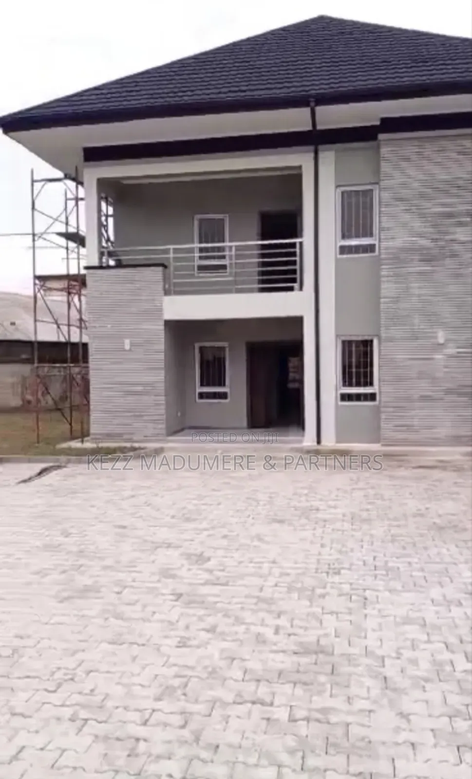 4bdrm Duplex in Old Gra , Port for rent