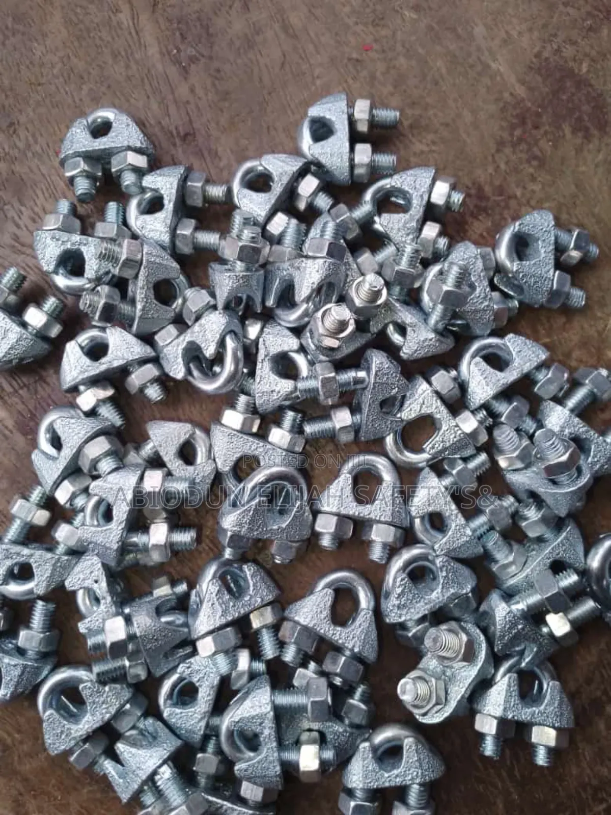 Galvanized Wire Clip