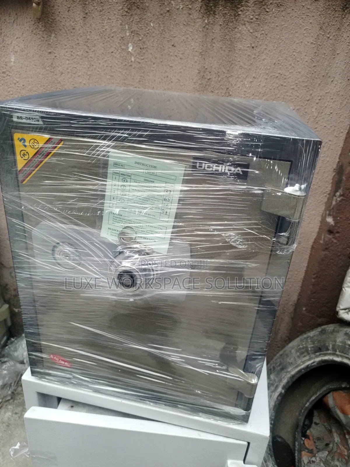 Uchida Fireproof And Burglary Proof Safe