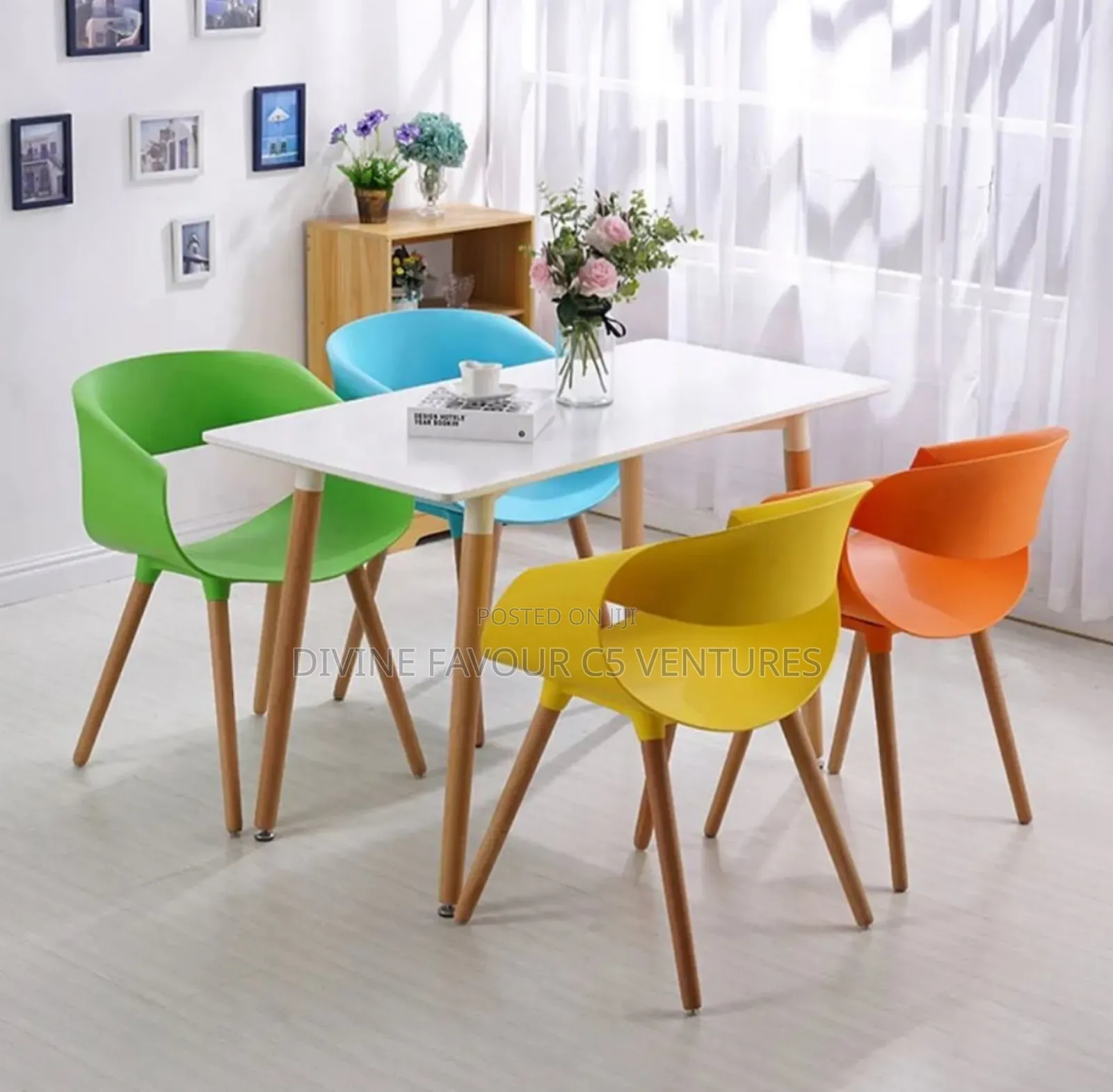 4 Seater Dining Table Set.