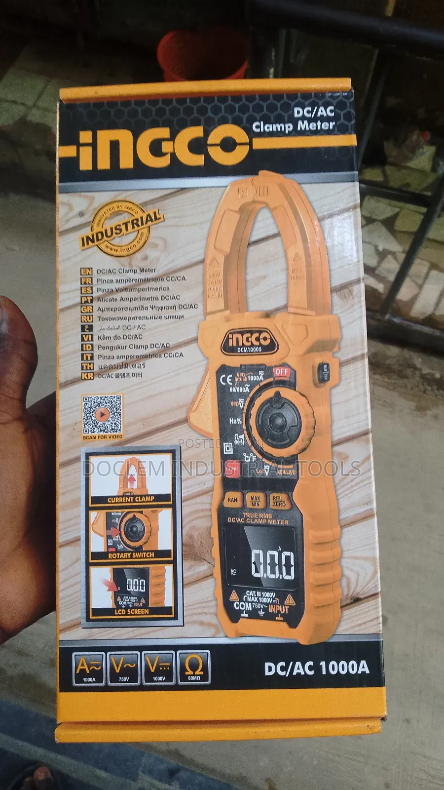 1000A Ingco Clamp Meter