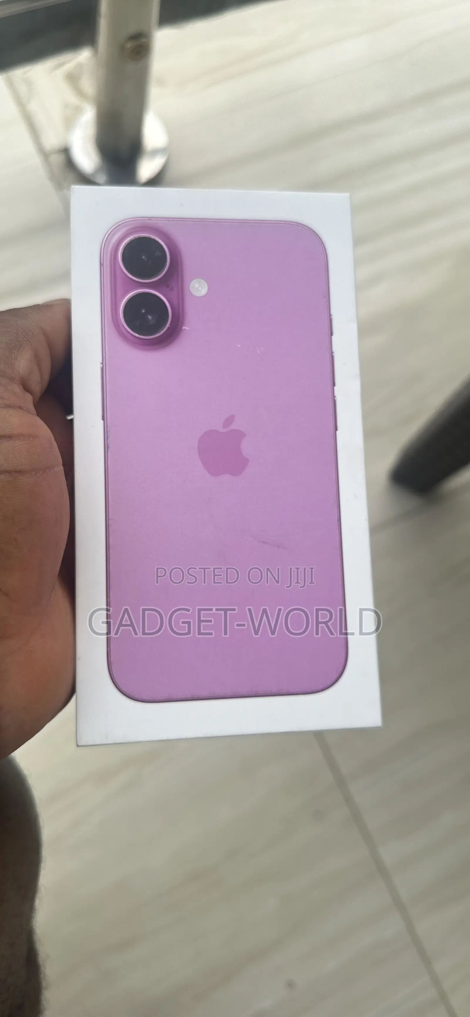 New Apple iPhone 16 256 GB Pink
