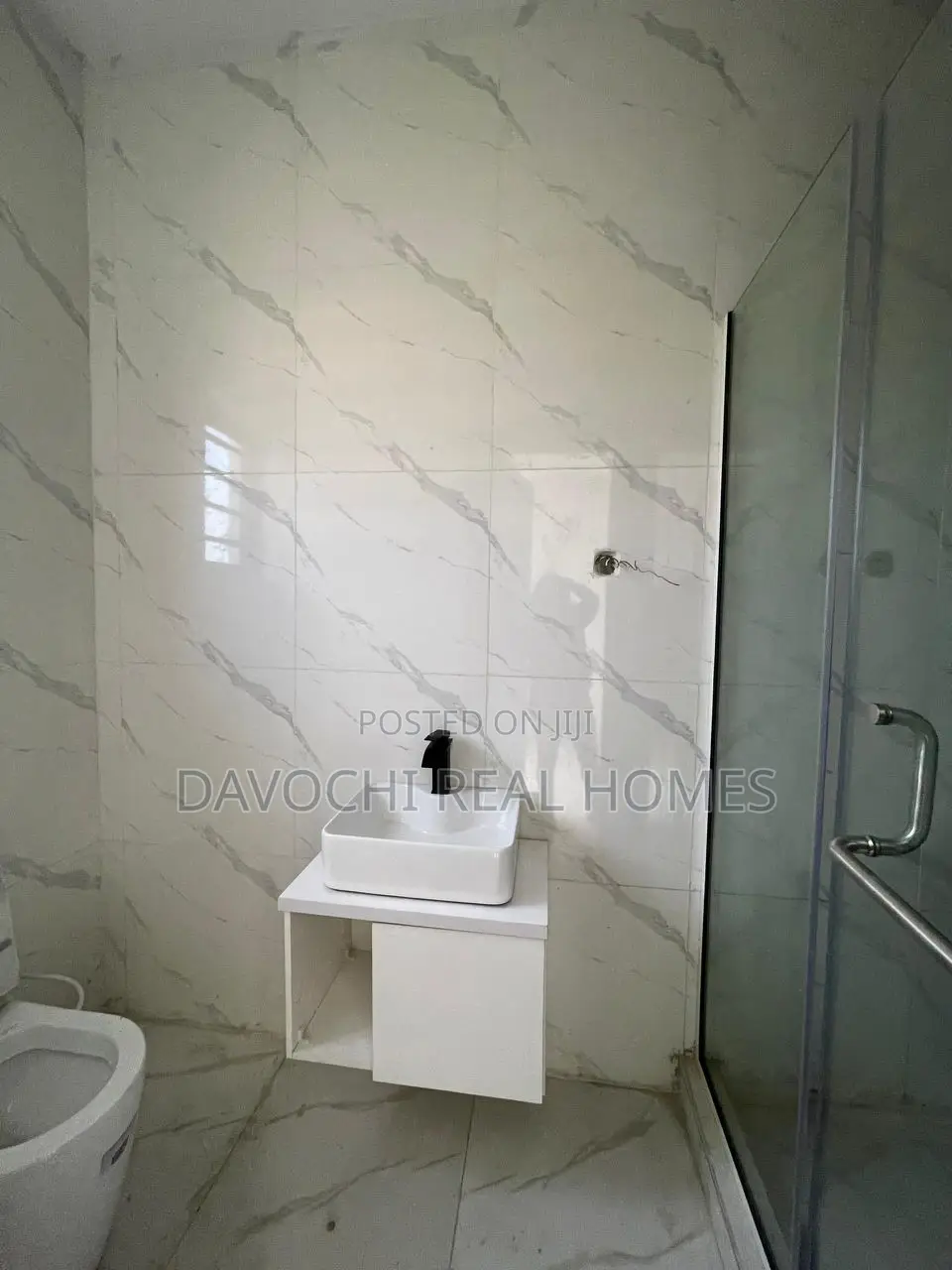 3bdrm Duplex in Lekki Phase 1 for sale