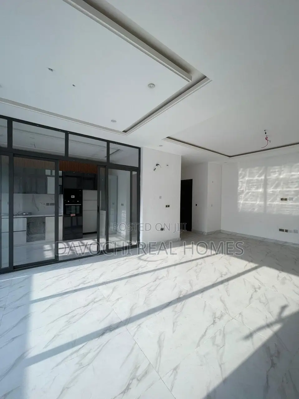 3bdrm Duplex in Lekki Phase 1 for sale