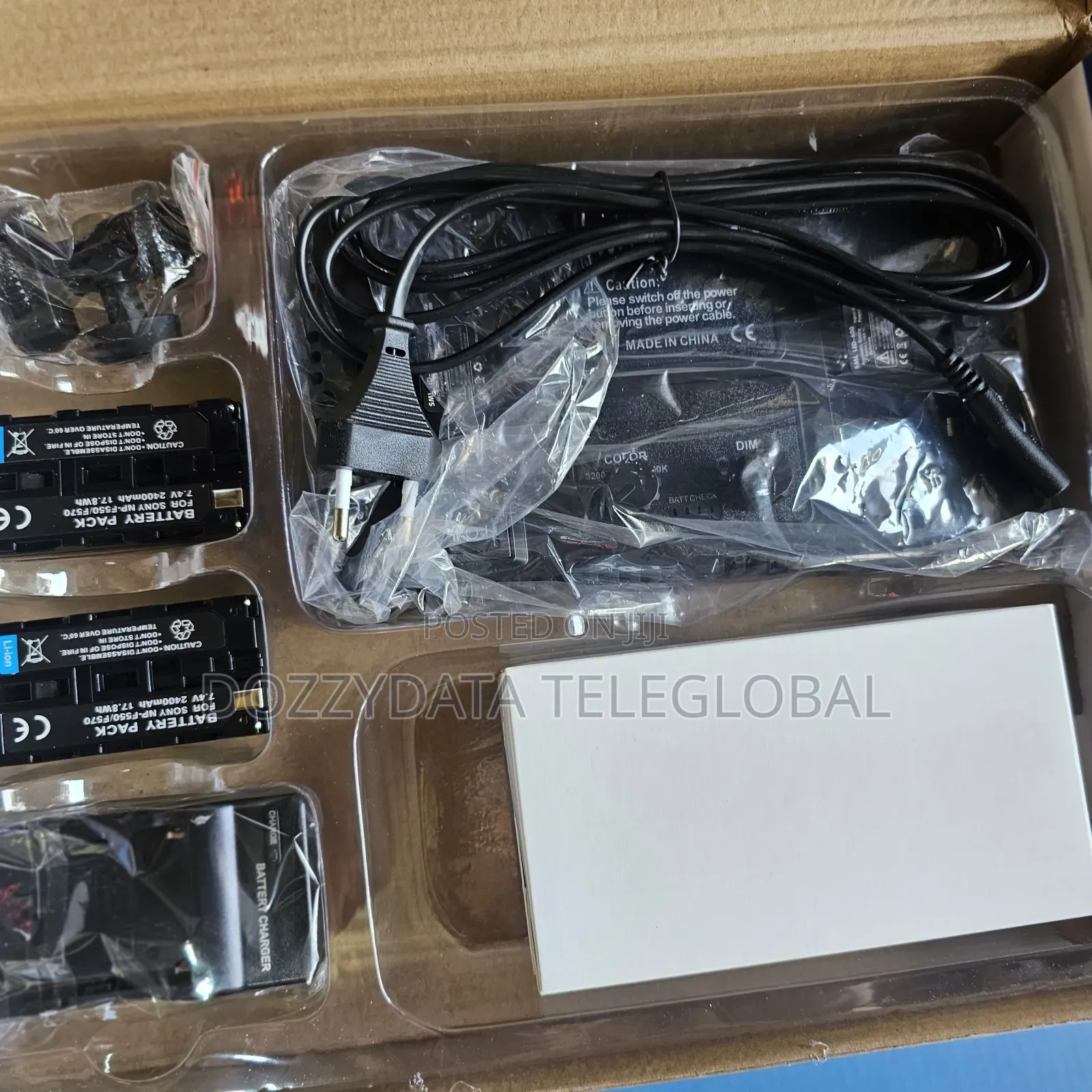 SML LED 600 PRO Light KIT With Stand